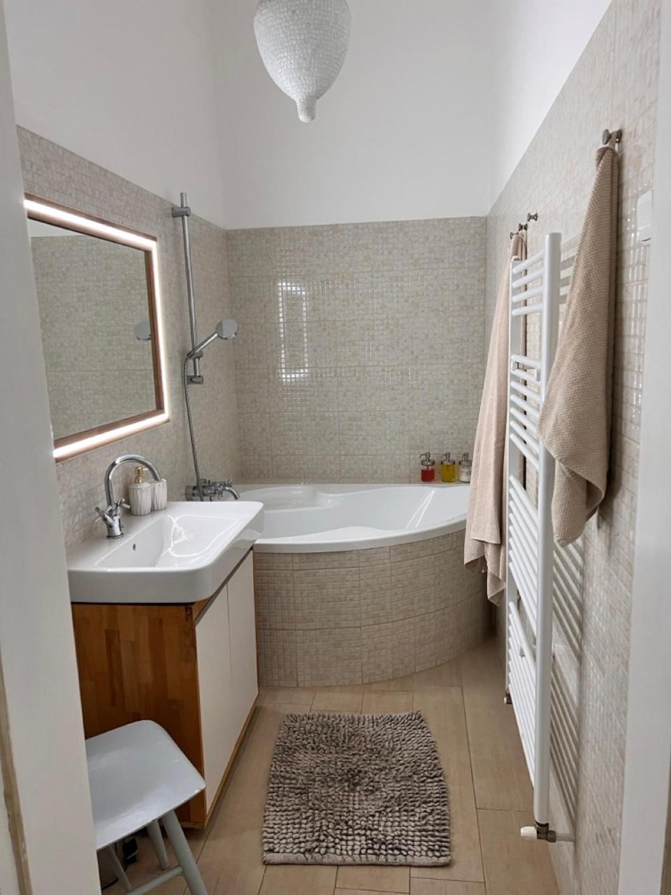 Stylish Flat In City Centre 브라티슬라바 외부 사진